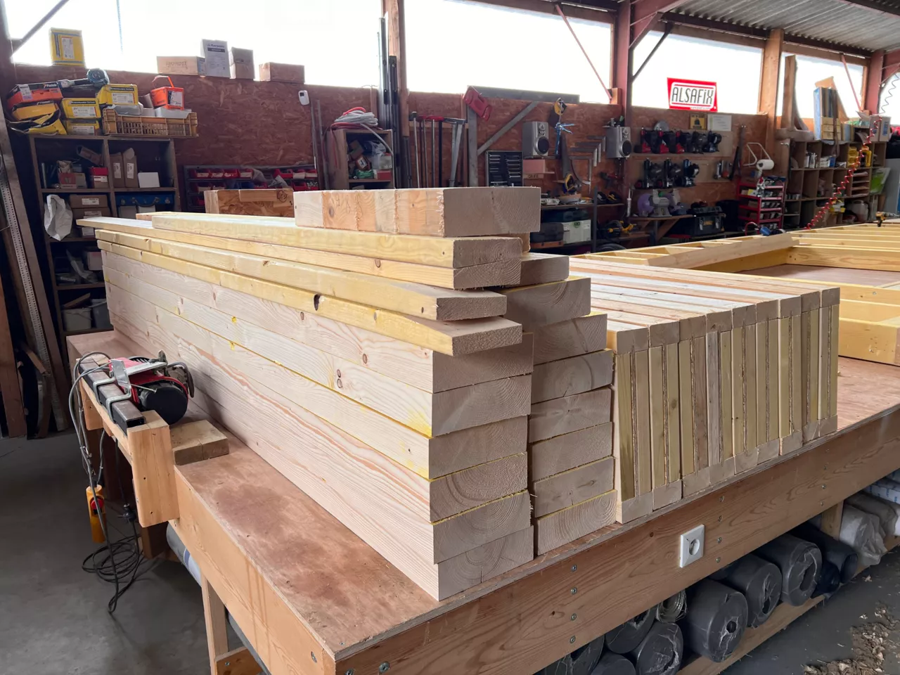 Préparation pour assemblage mur ossature bois